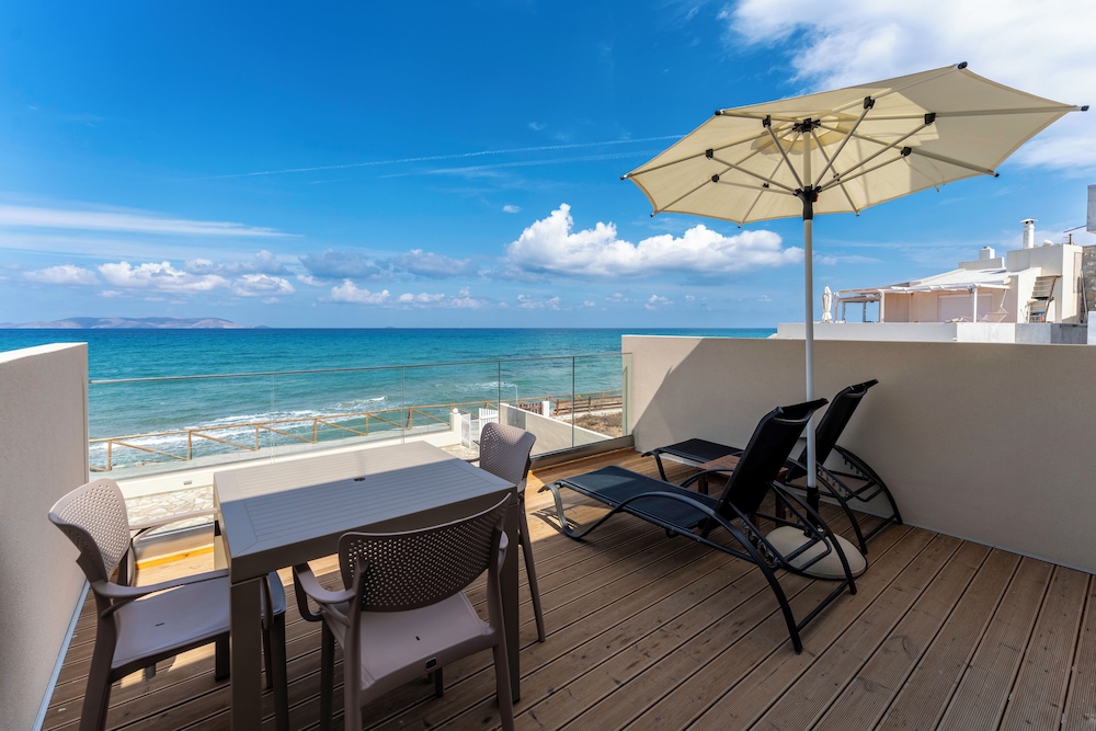 Almare Beach Hotel 41/50