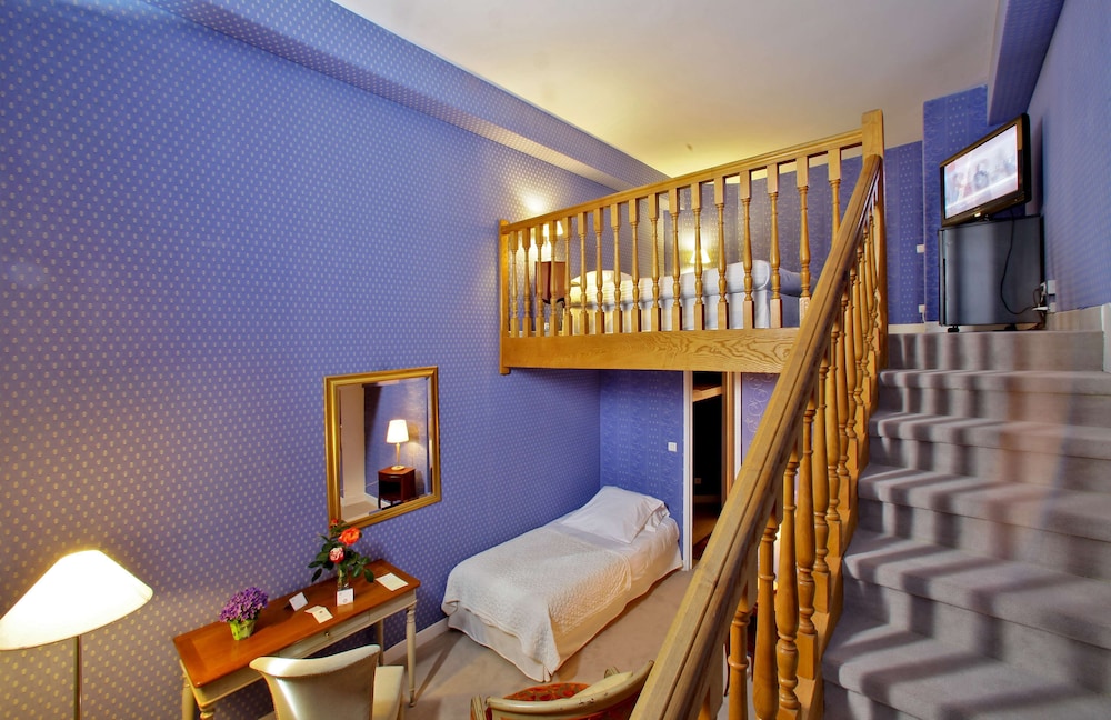 Hotel Le Renoir 19/36