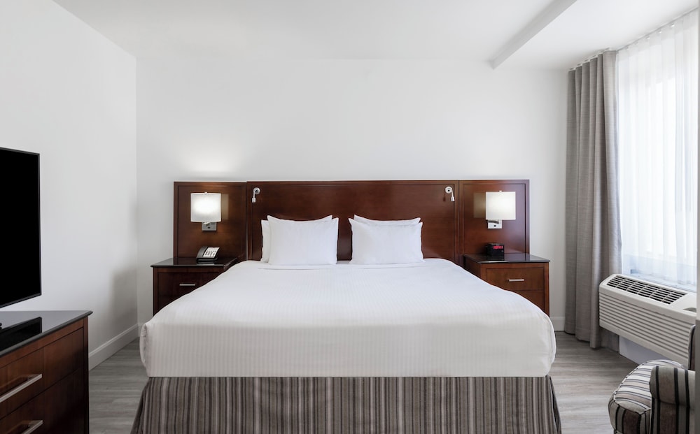 STANDARD, KING BED