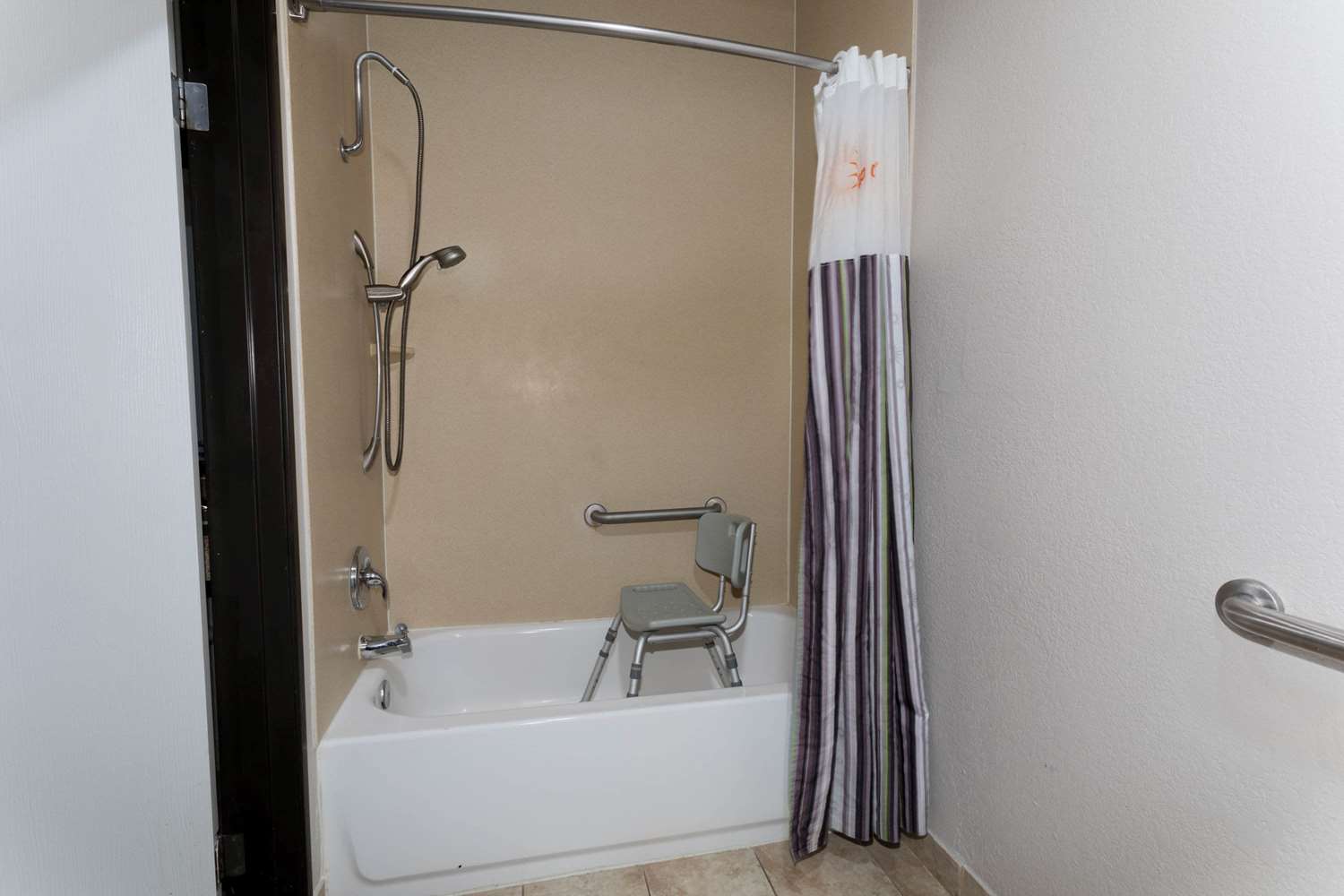 Baymont by Wyndham Henderson-Northeast Denver 55/58