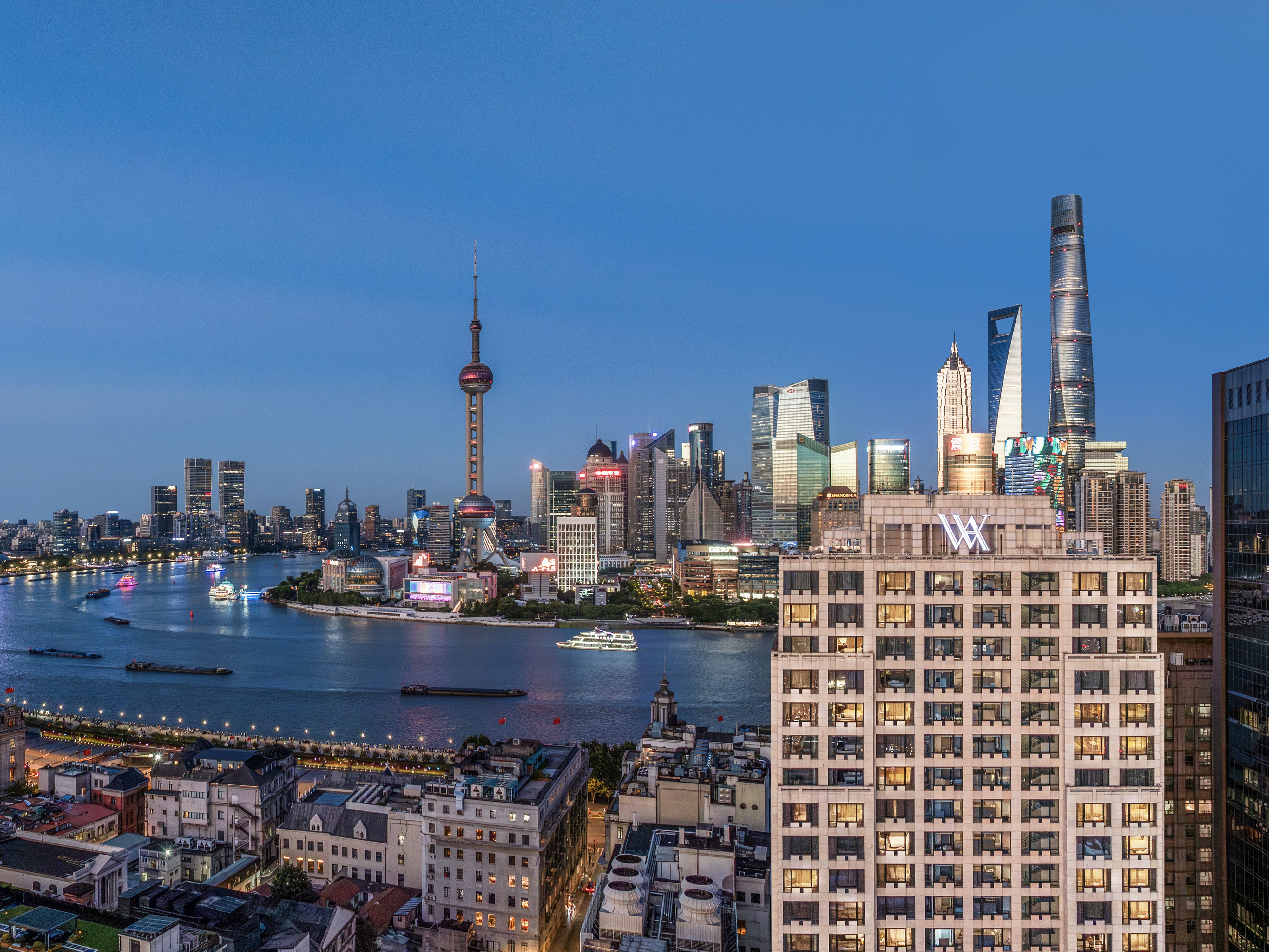 Waldorf Astoria Shanghai On the Bund 64/69