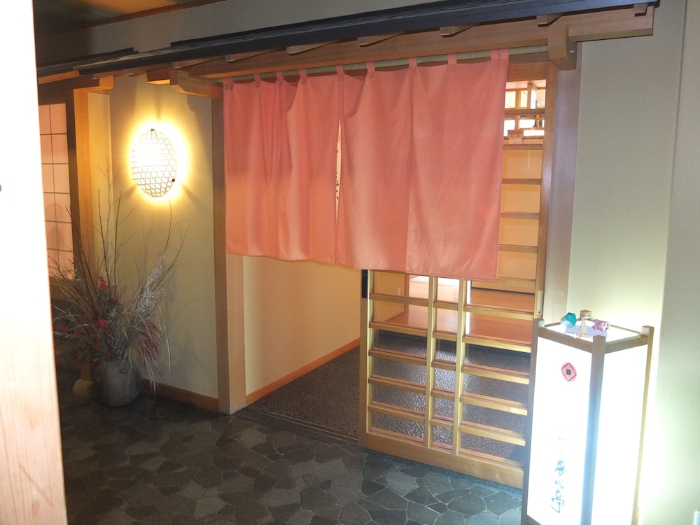 NATSUKASHIYA FUWARI 29/68