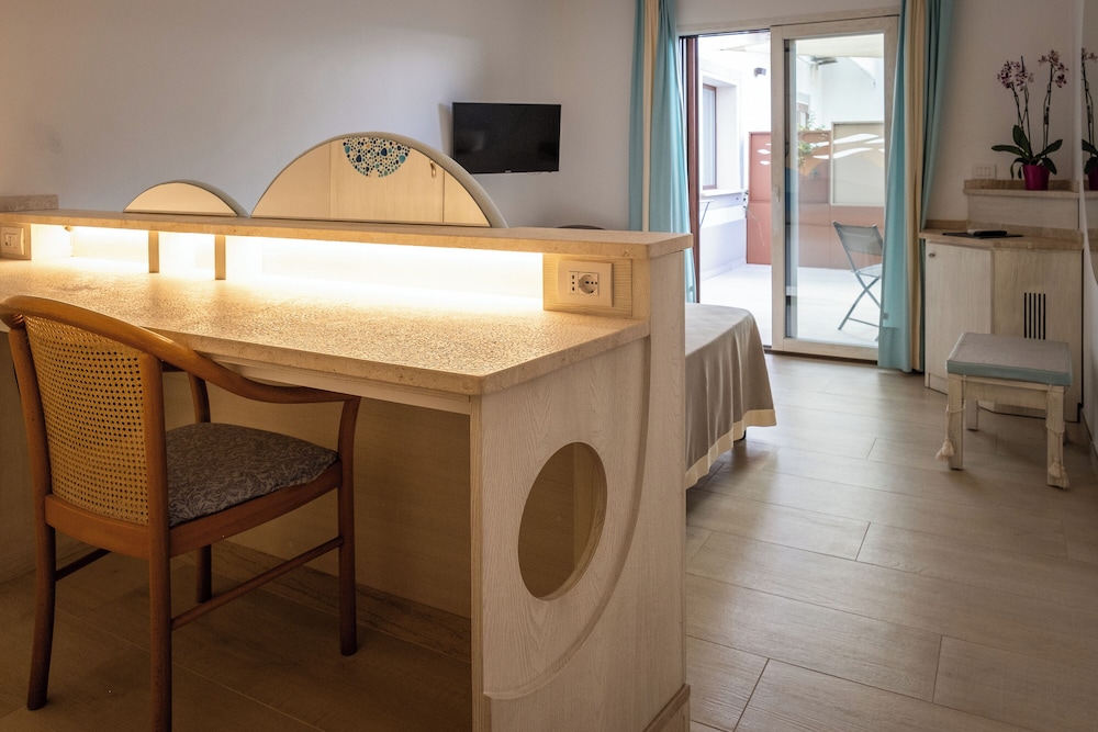 Hotel Corallaro 6/70