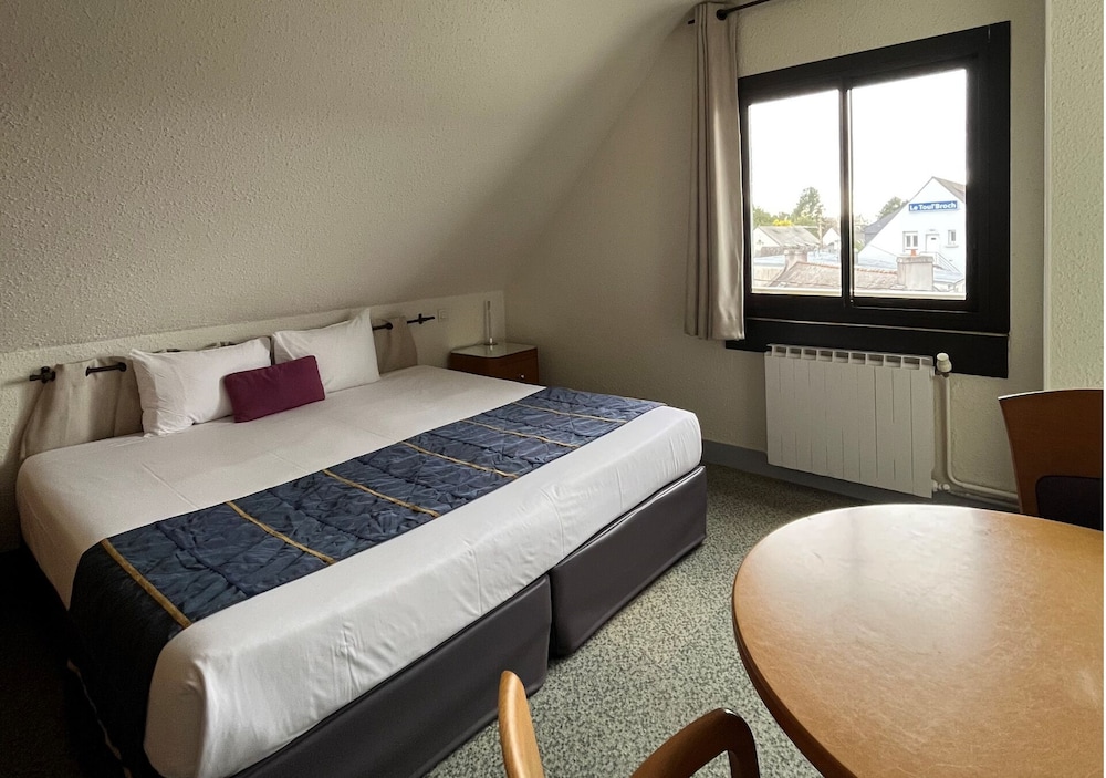 HOTEL LE GAVRINIS 7/25