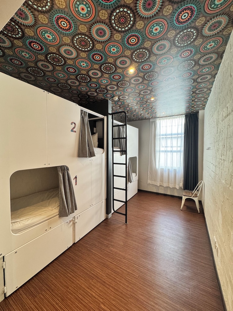 Private, Family, 4 Beds