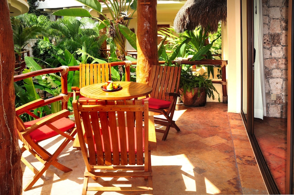 Villas Sacbe Condo Hotel 7/49