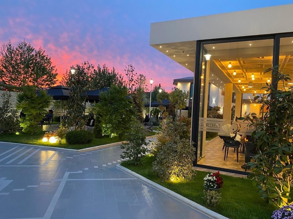 Grand White City Hotel in BERAT