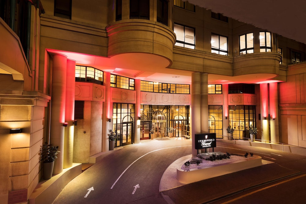 Stamford Grand Adelaide 57/63