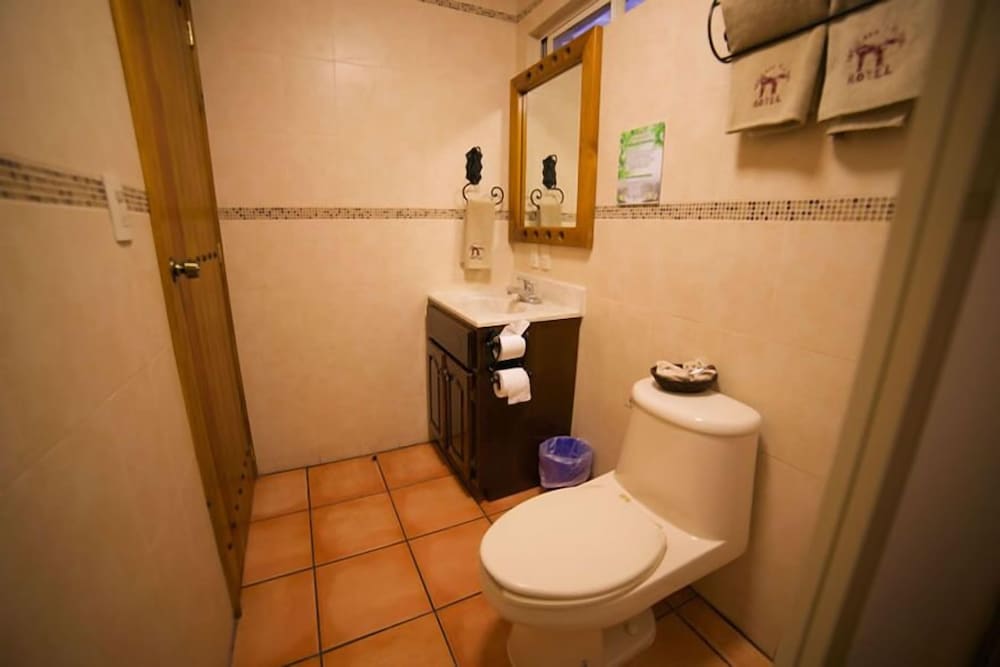 Hotel Hacienda Del Sol 36/43