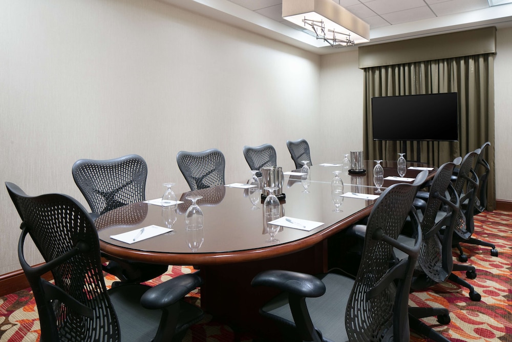 Hilton Garden Inn Omaha West 47/54
