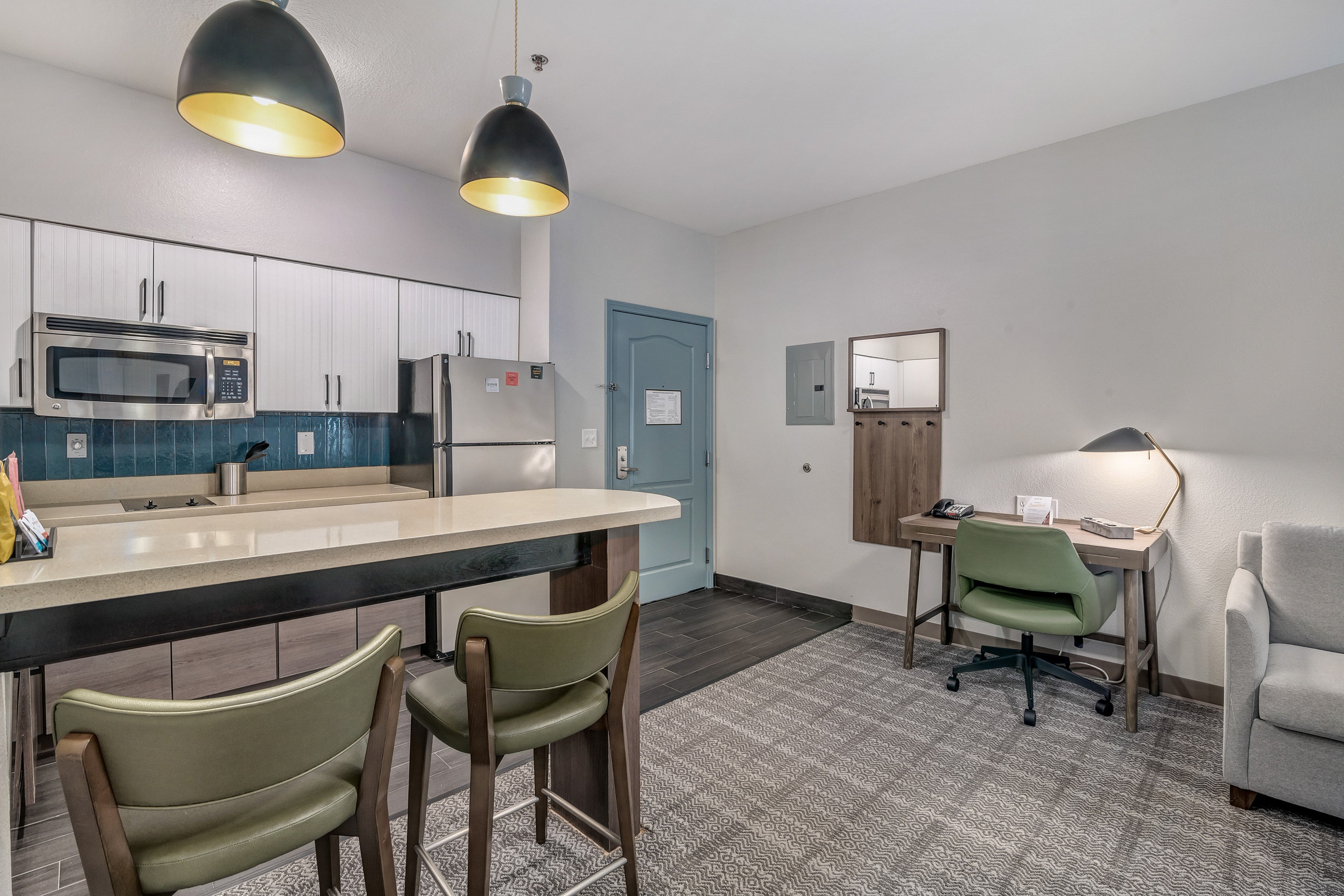 Staybridge Suites Tyler University Area 60/80