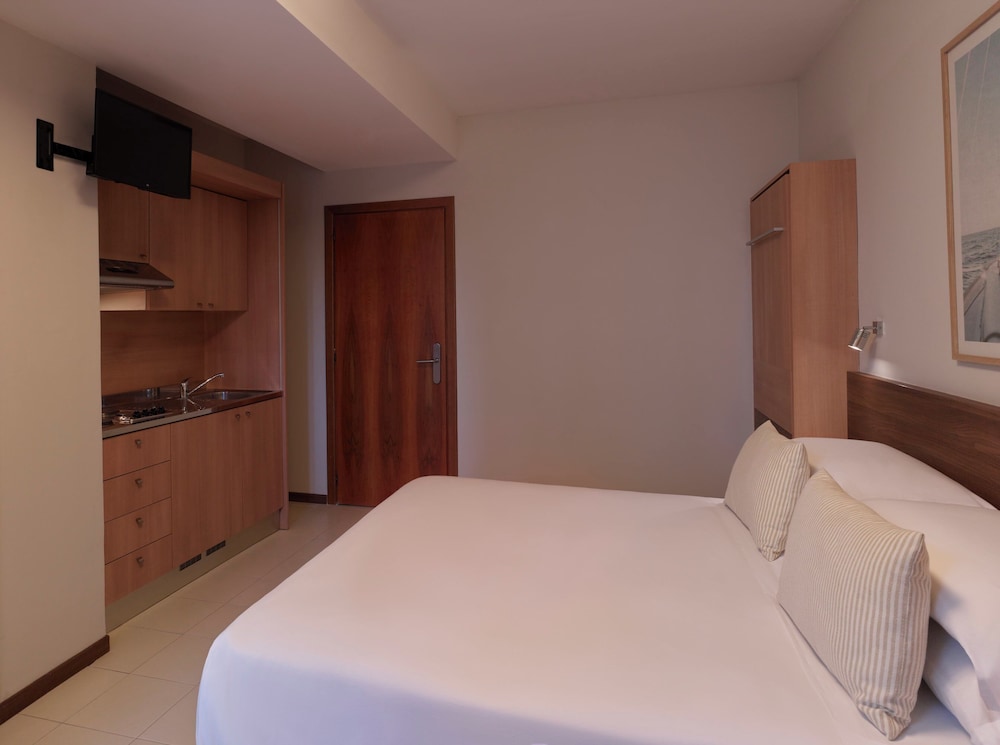 Serena Majestic Residence 6/28