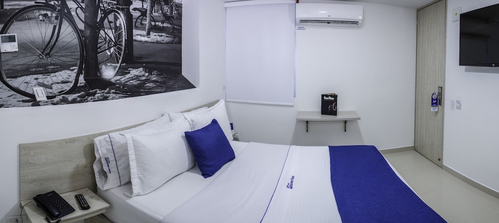 Hotel Laureles Plaza 23/63