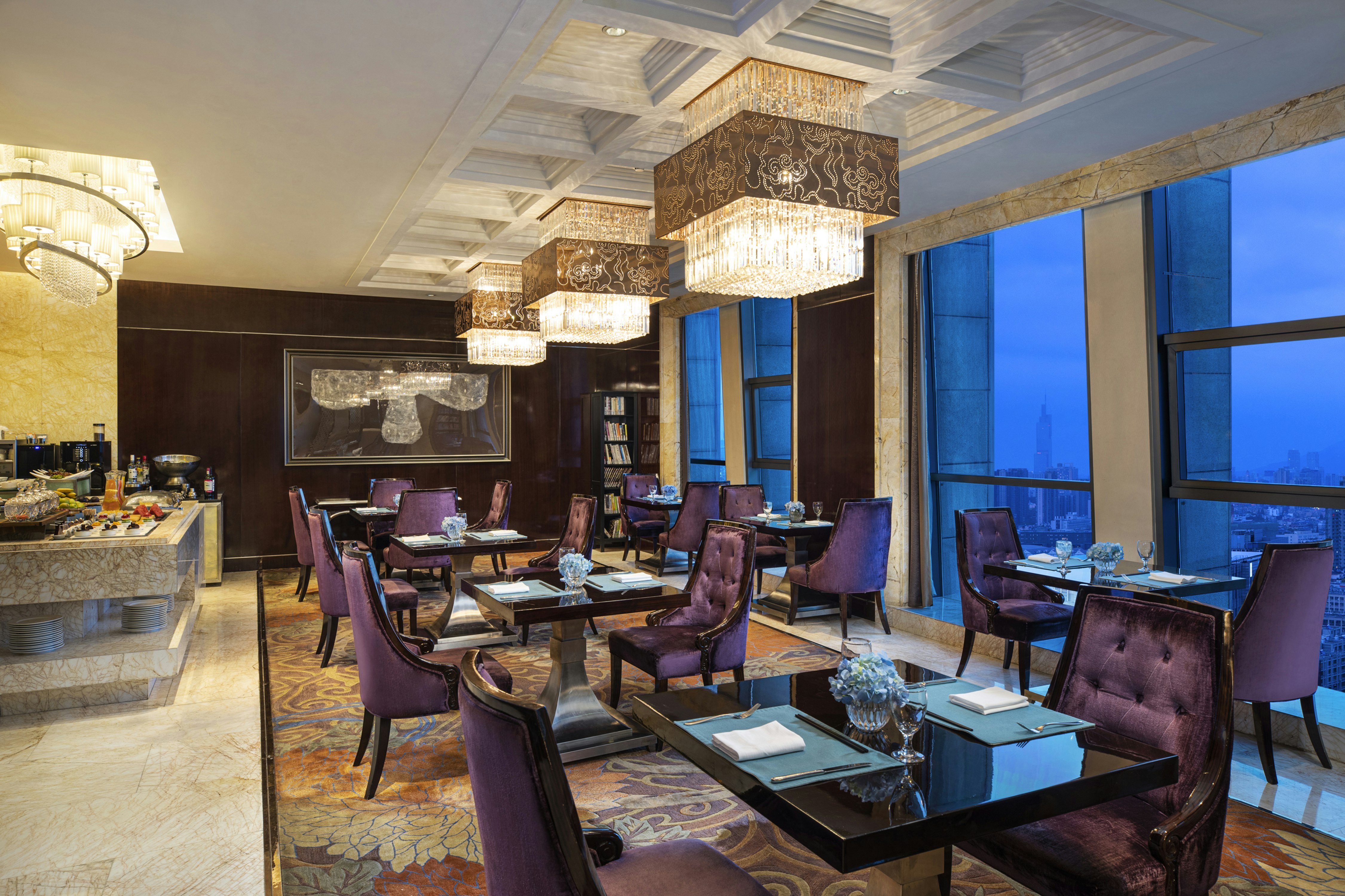 Hilton Nanjing 78/98