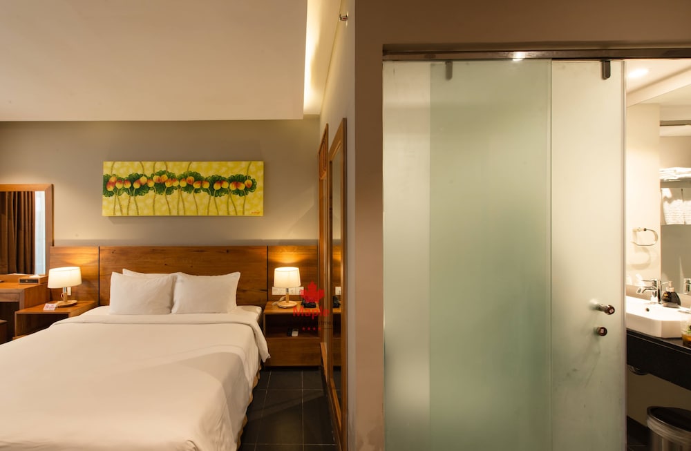 غرفة ديلوكس بسرير مزدوج بشرفة، Maple Hotel Apartment 3/4