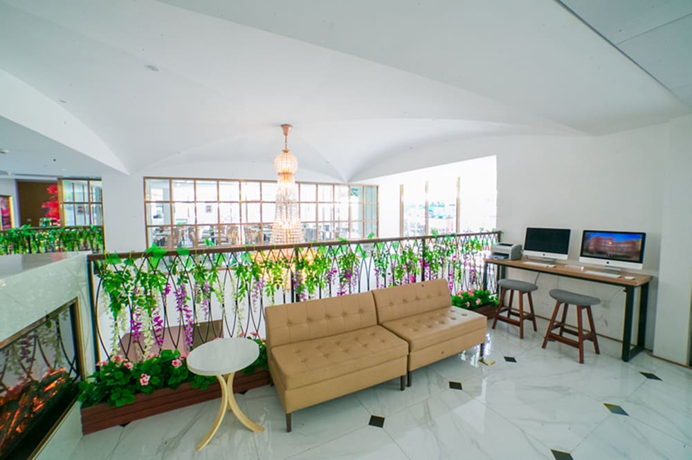 lounge