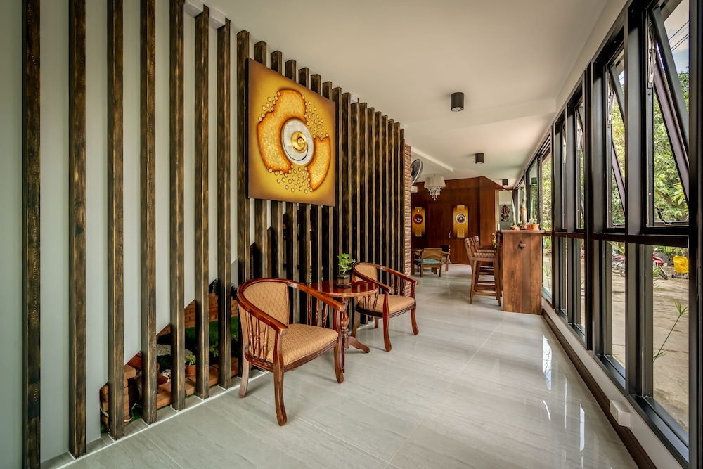 Ing Mon House 13/26