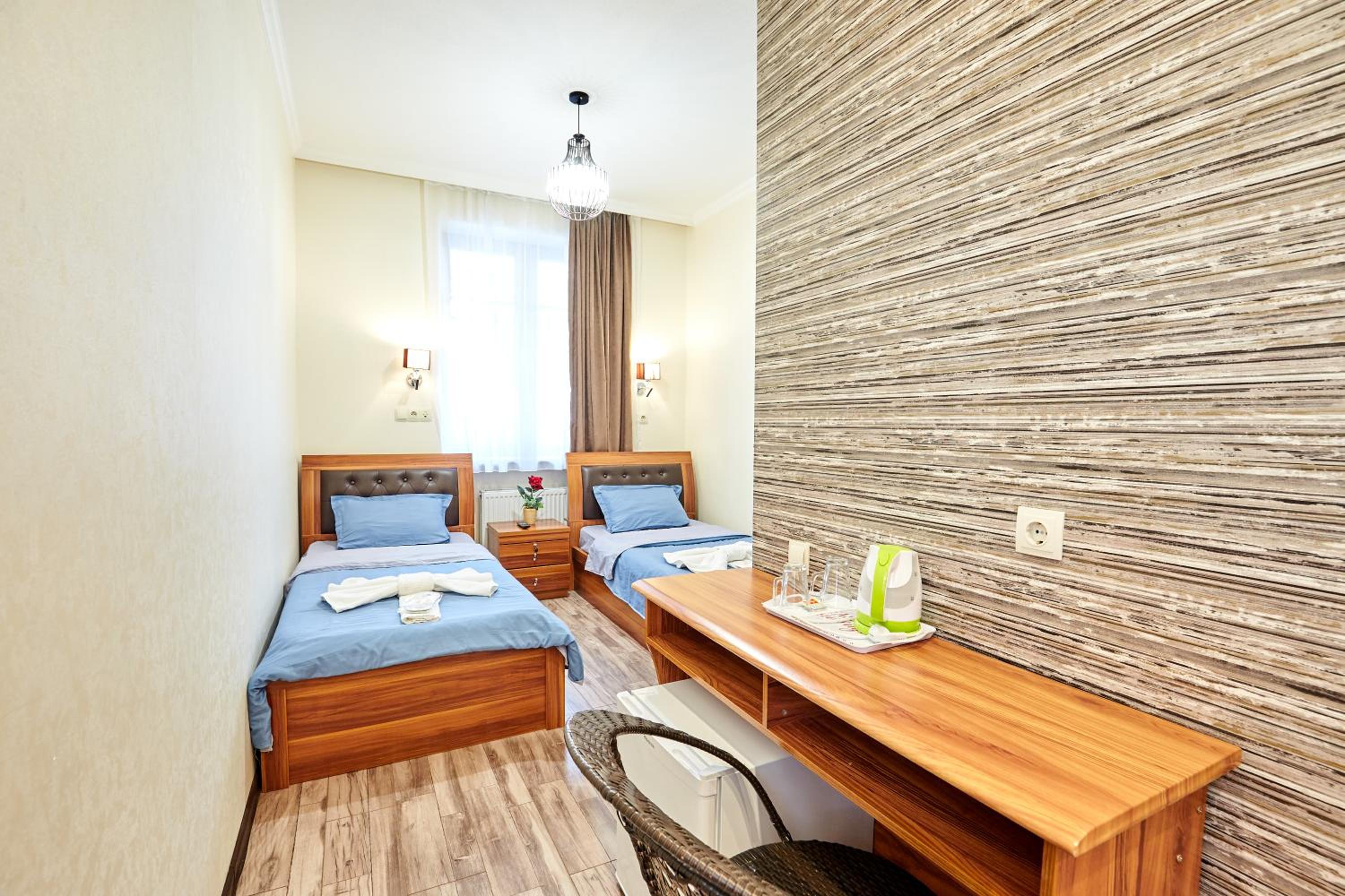 Diadema Hotel 48/70