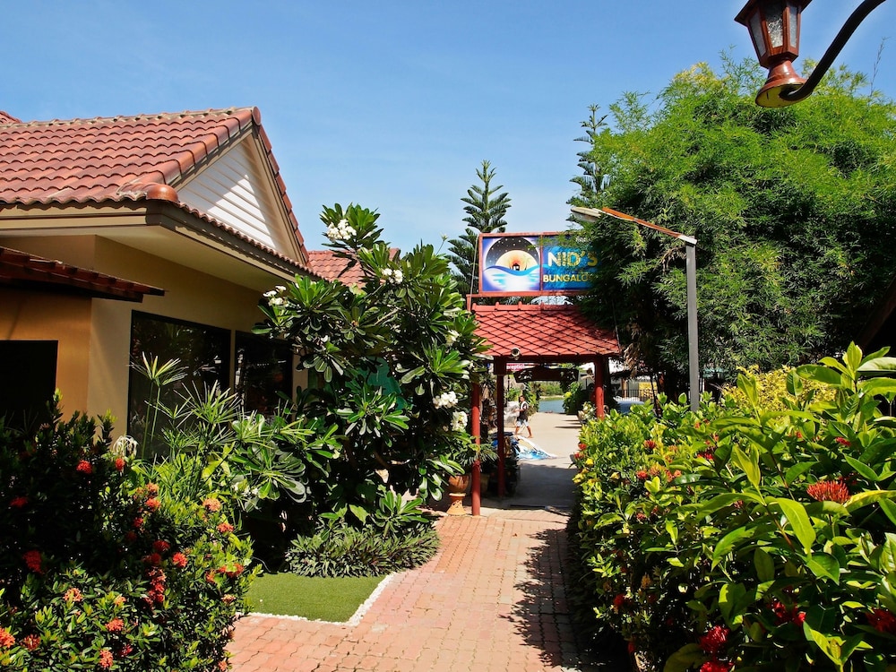 Nid's Bungalows 58/63
