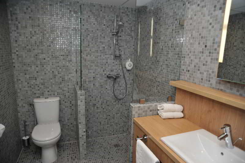 INTERHOTEL ESPACE CITE 23/23