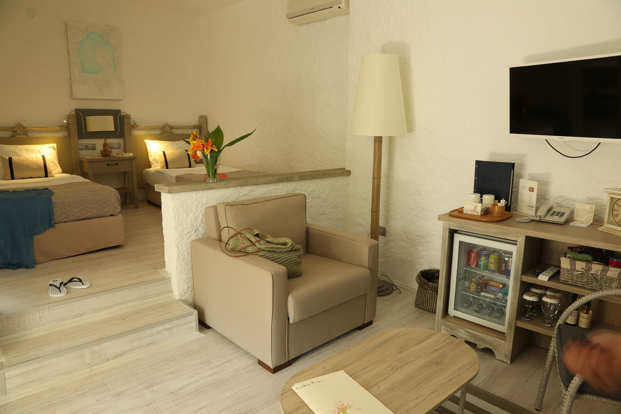 DELUXE, SUITE, GARDEN VIEW