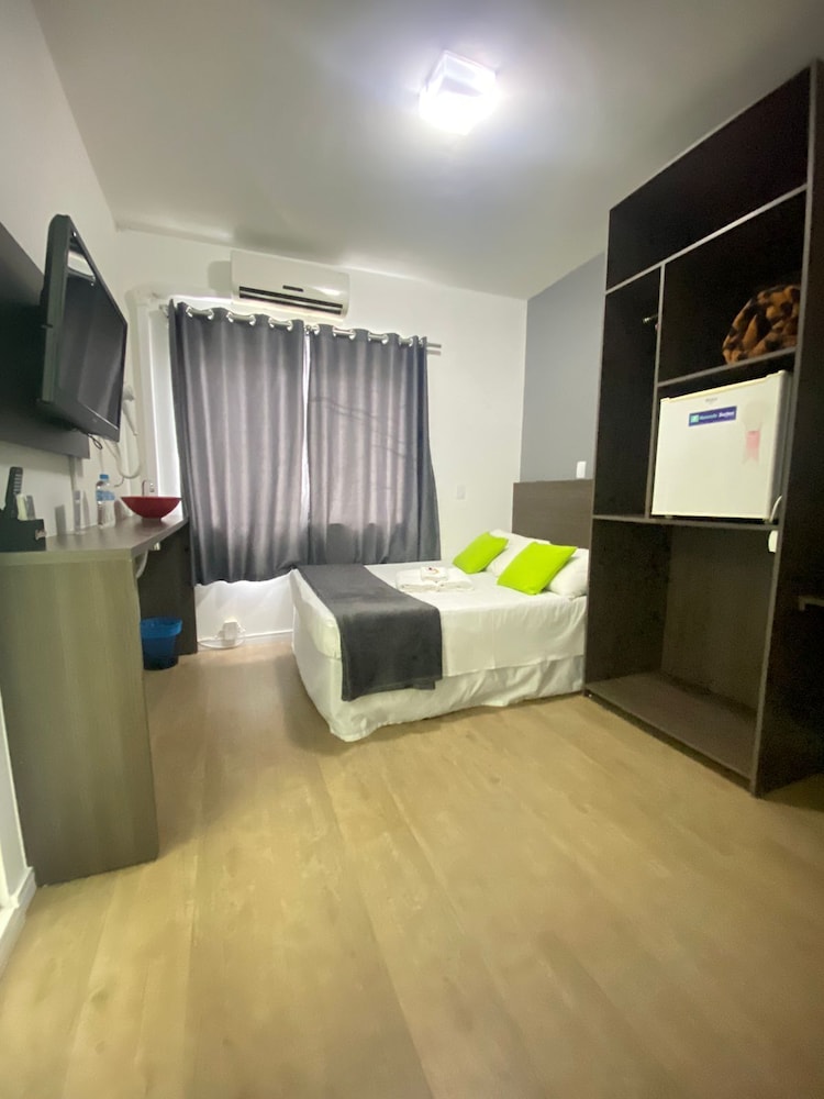 Rezende Suites Hotel 15/49