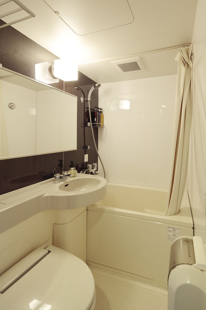 Candeo Hotels Fukuyama 48/50