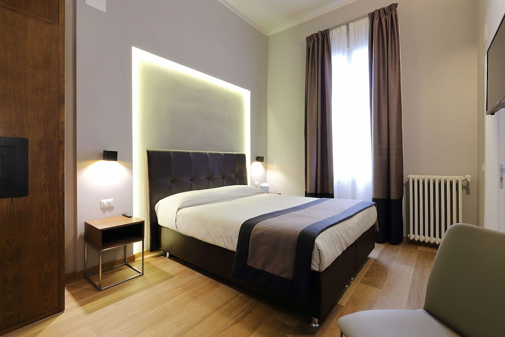 Antico Centro Suites 18/66