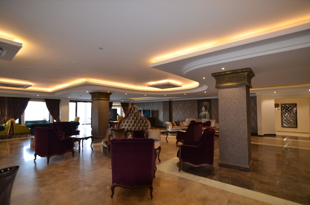 Azka Hotel 60/78