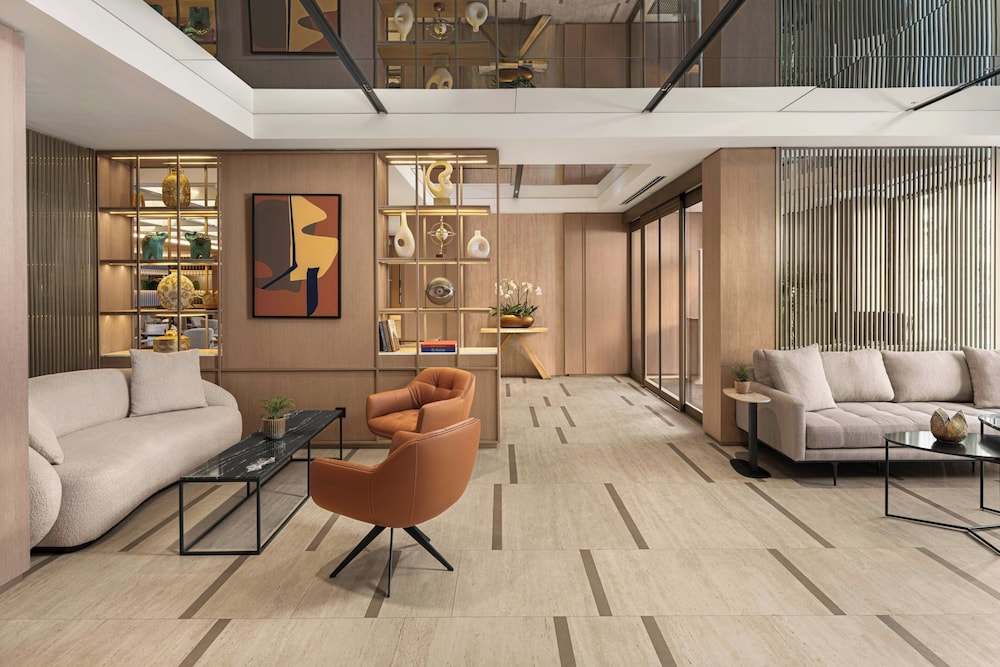 Delta Hotels Istanbul Karakoy 40/61