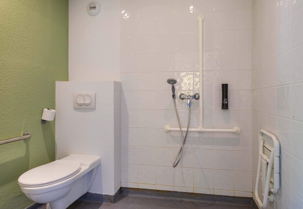 B&B Hotel Cannes Mouans Sartoux 33/34