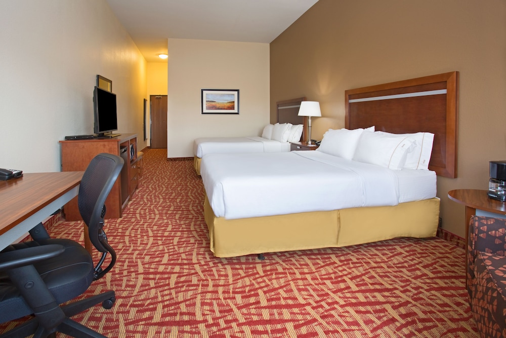 Holiday Inn Express Hotel And Suites Glendive 17/60