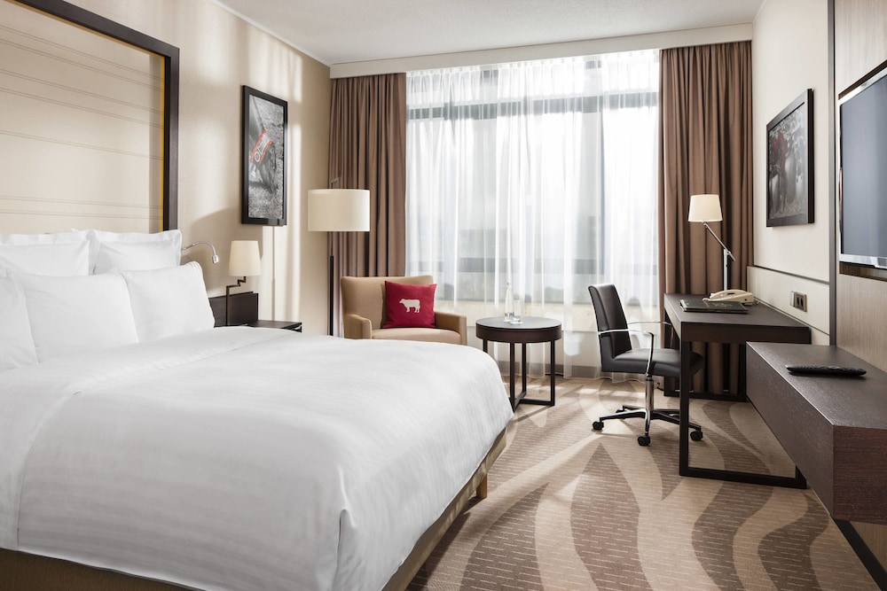 Munich Airport Marriott Hotel 16/80
