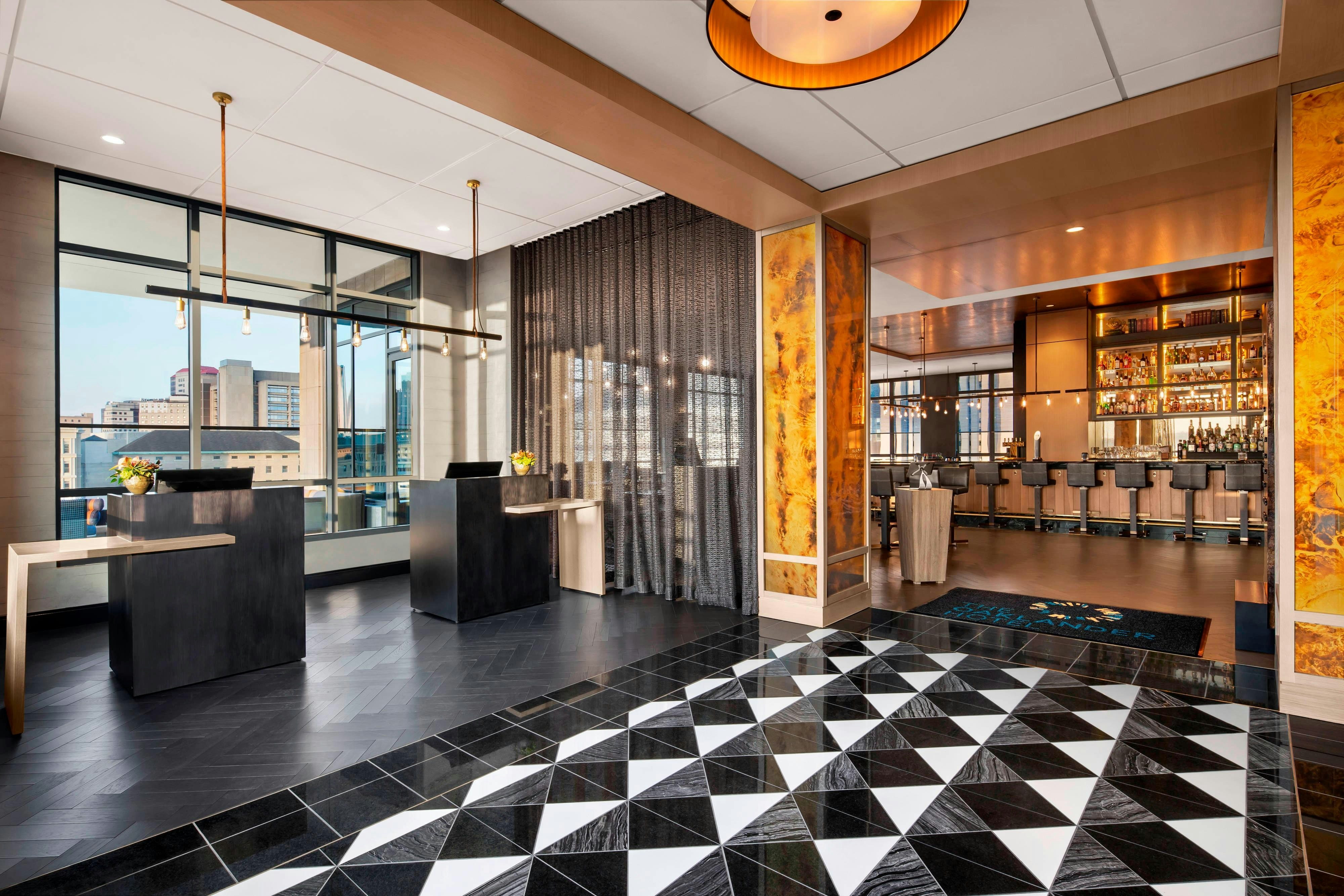The Oaklander Hotel 3/21