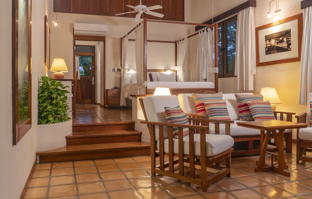 Hotel Capitan Suizo 63/75
