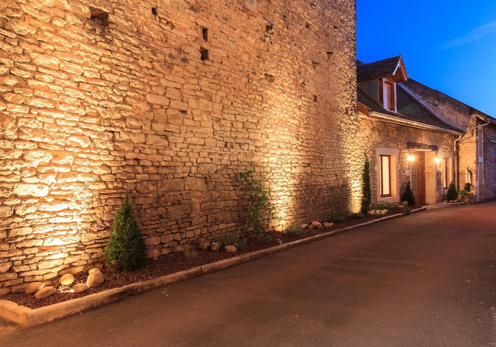 Hotel De La Cloche 26/42