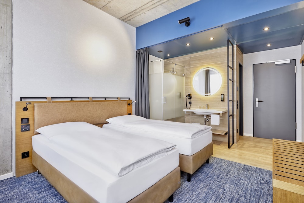 H2 Hotel Dusseldorf Seestern 10/30