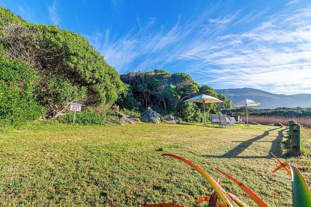 Kennedy's Beach Villa 29/50