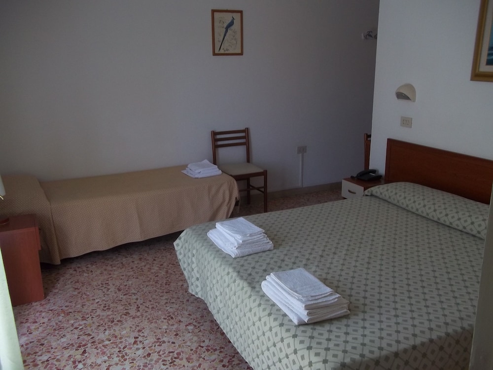 Hotel Italia 13/50