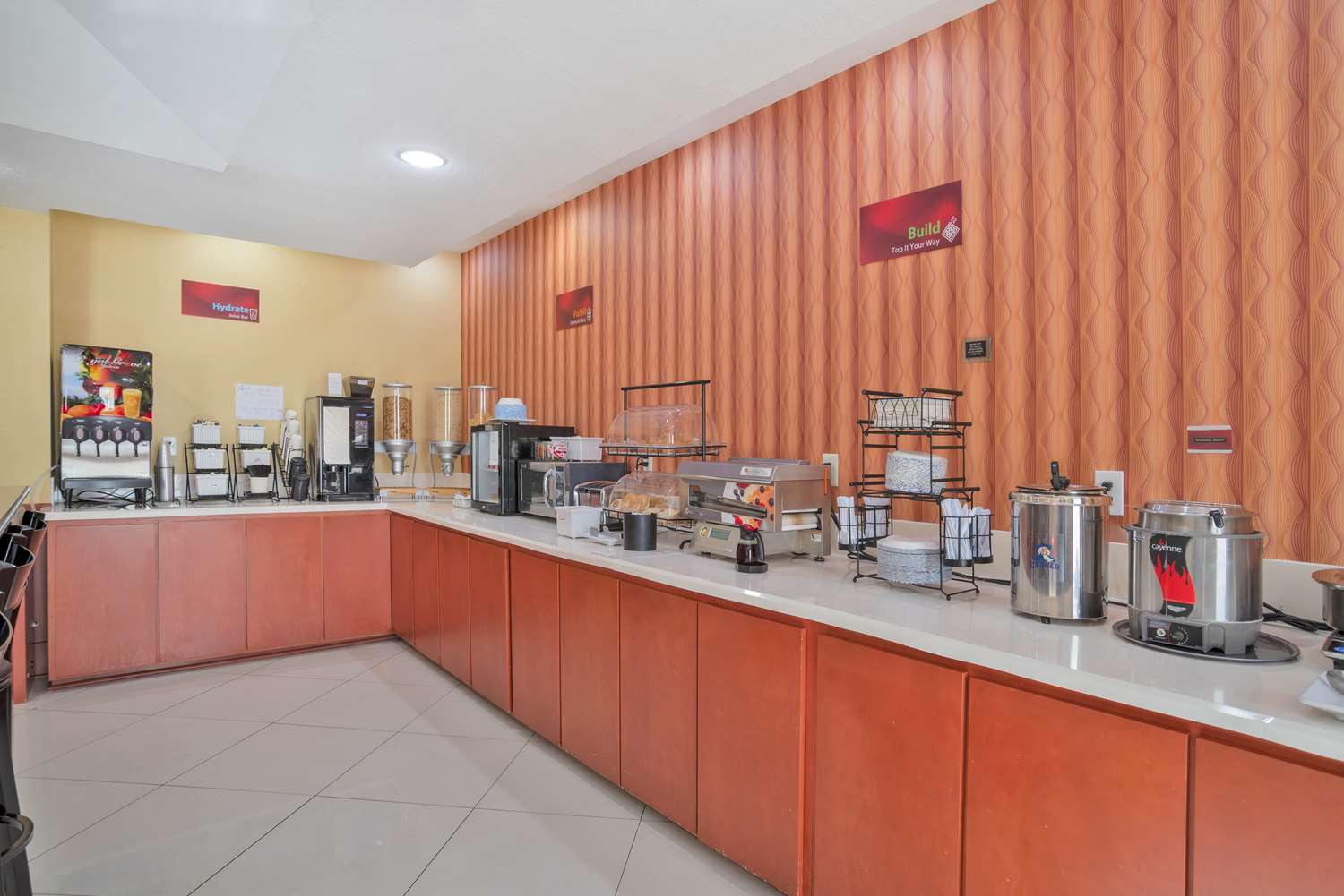 Best Western Plus Flowood Inn & Suites 8/39