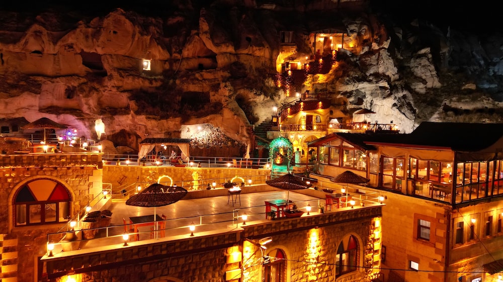 Nar Cave House & Swimming Pool 75/84
