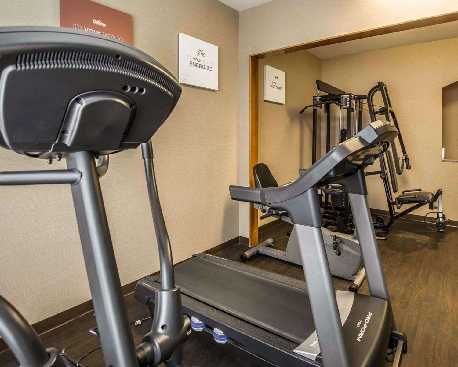 Spark by Hilton Stafford Sugar Land 13/40