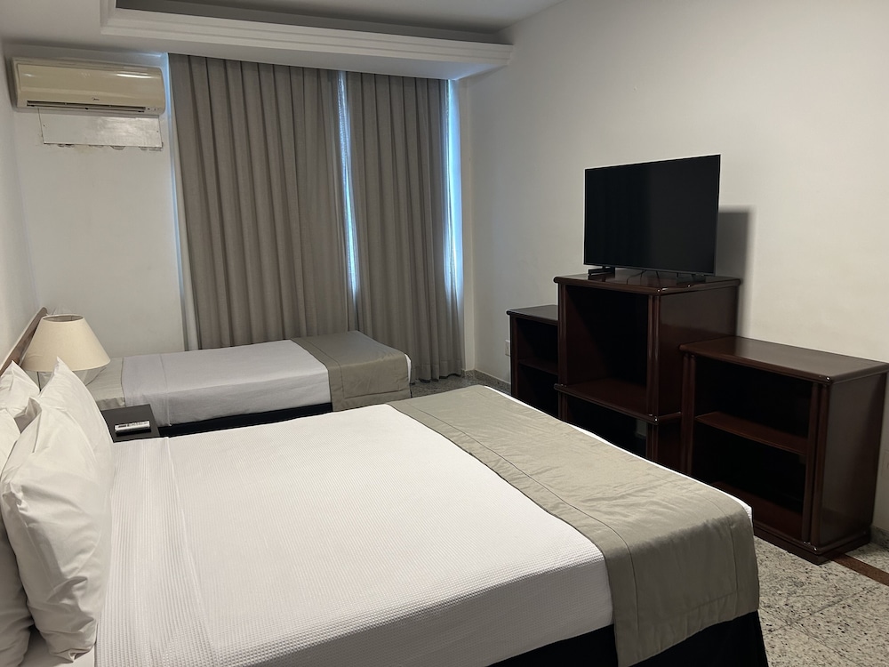 غرفة قياسية ثلاثية بسرير مزدوج وسرير فردي، Americas Benidorm Hotel 4/10