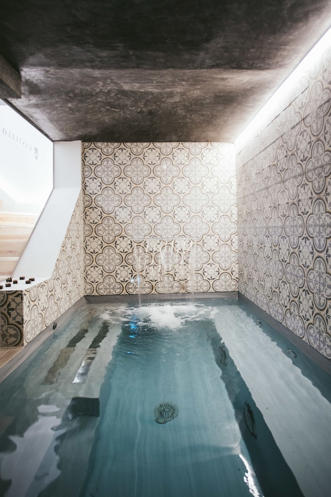 Castello Prime Suites 23/50