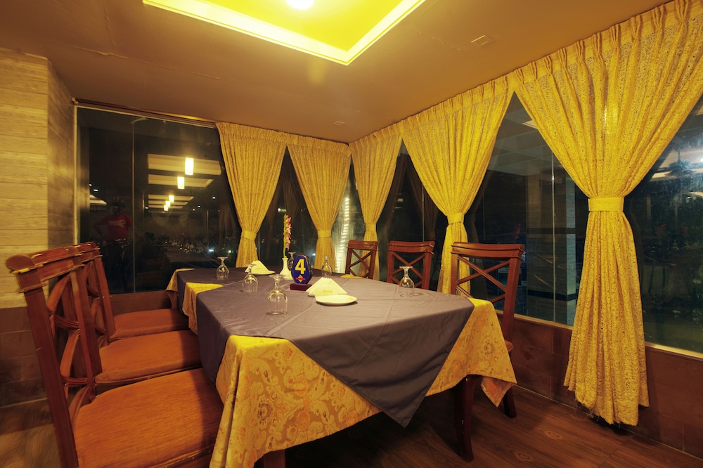 Neeshorgo Hotel And Resort Ltd 41/45