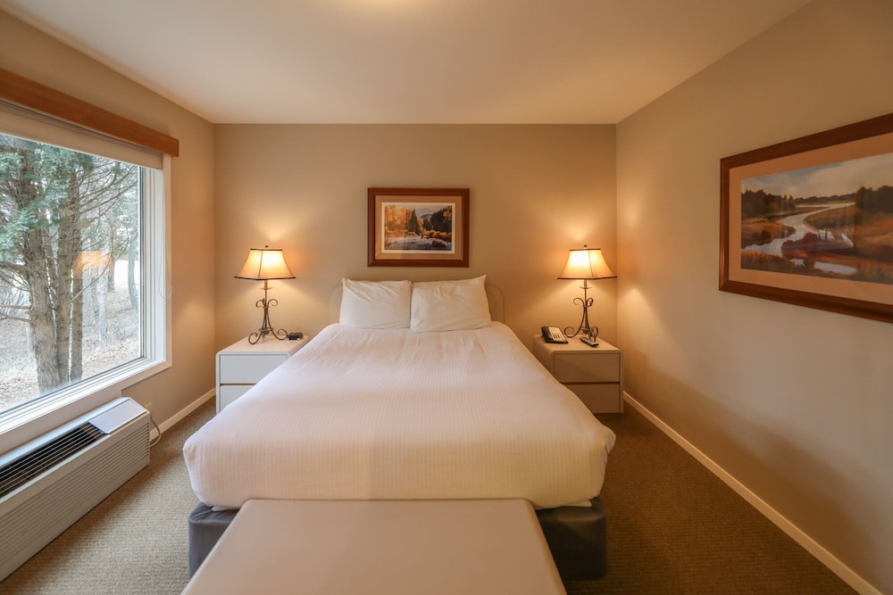 Meadow Lake Resort 16/50