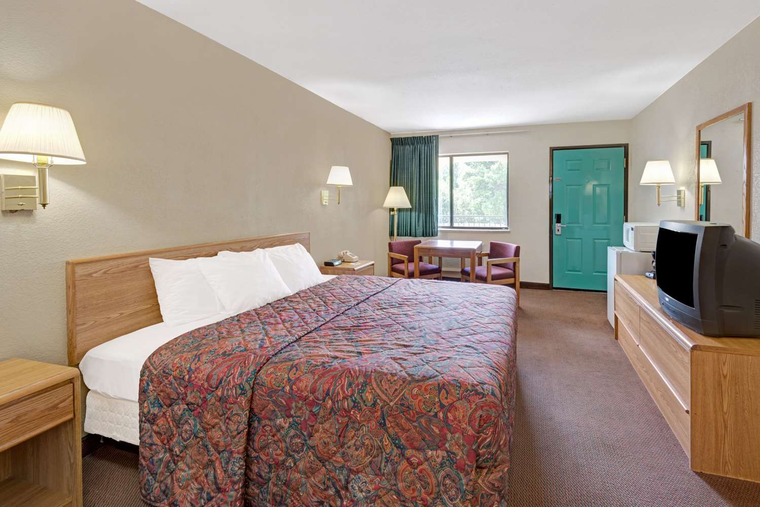 Days Inn by Wyndham Espanola 6/23