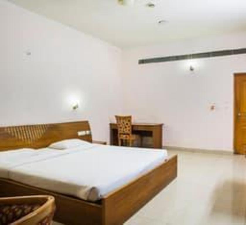 Hotel Sonia, Rudrapur 4/37