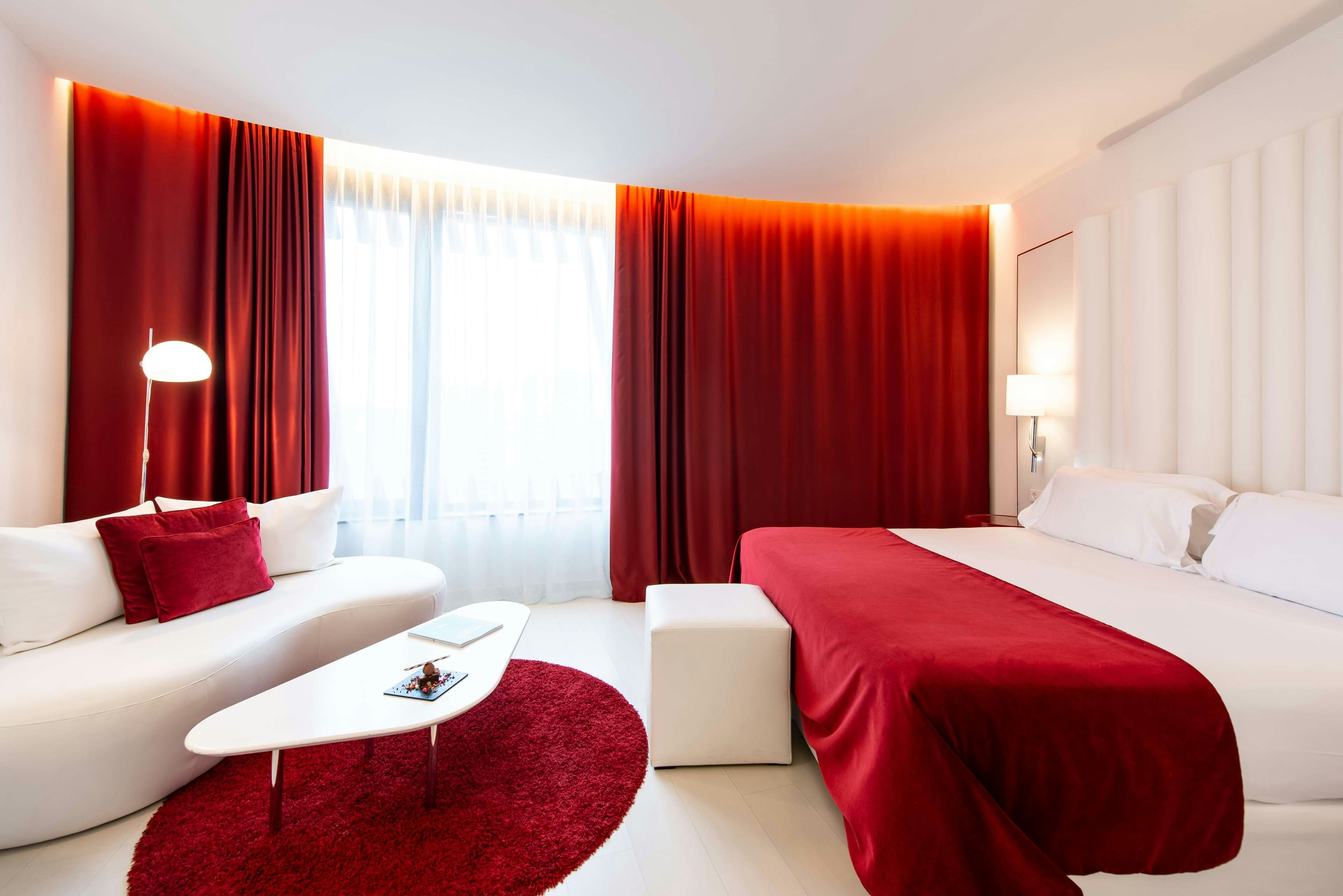 Porta Fira Hotel 12/60