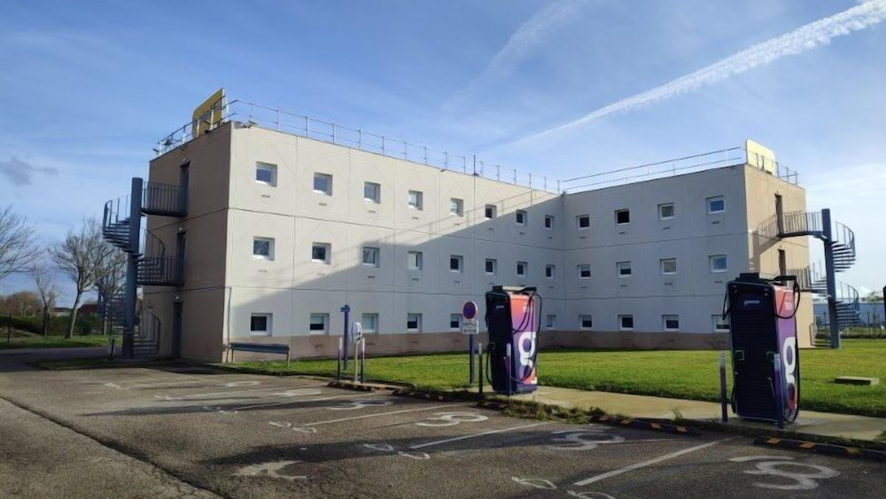 hotelF1 Le Havre renove 40/50